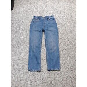 27 Abercrombie & Fitch The Ankle Straight Ultra High-Rise Crop